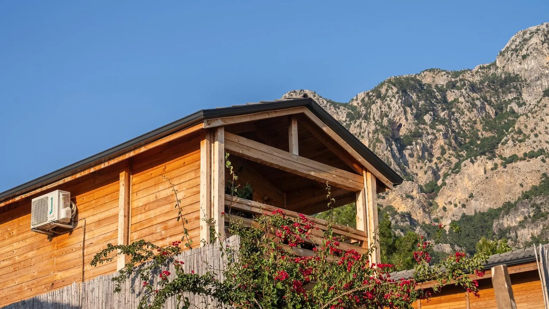 Camping Reflections Camp Hotel Faralya Turkije